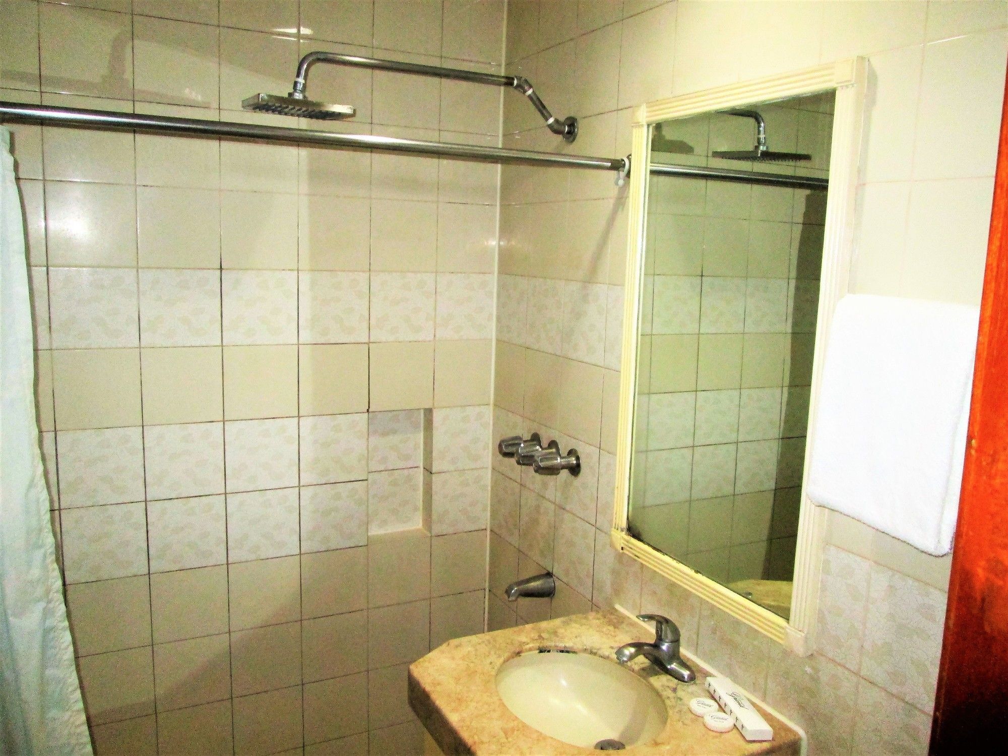 Grand City Hotel Inc. Cagayan de Oro Eksteriør bilde