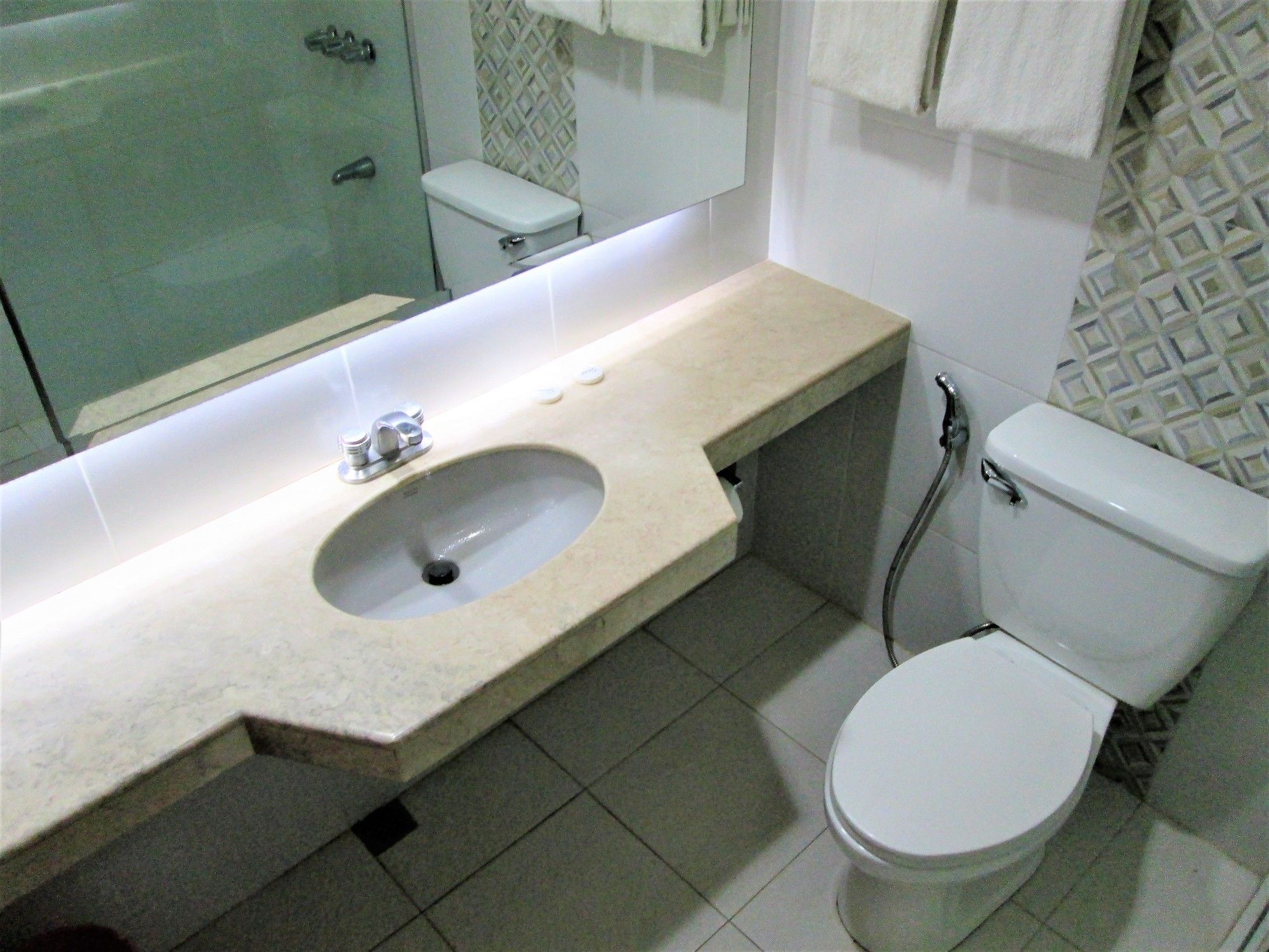Grand City Hotel Inc. Cagayan de Oro Eksteriør bilde